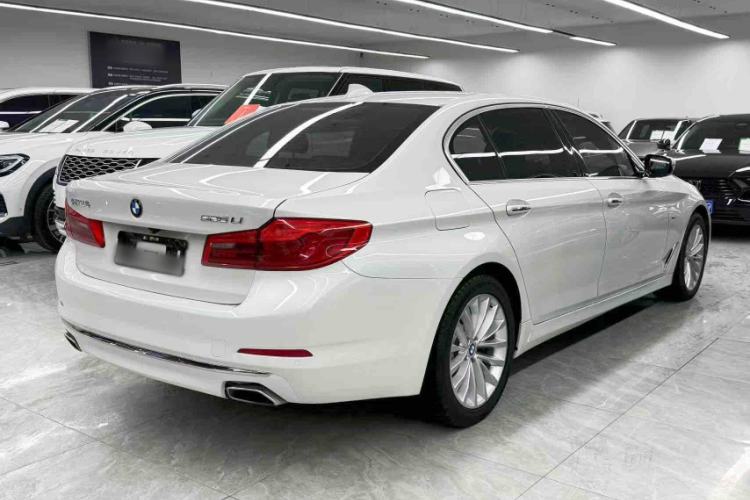 Used BMW 5 Series 2018 525Li Luxury Package Exterior 2