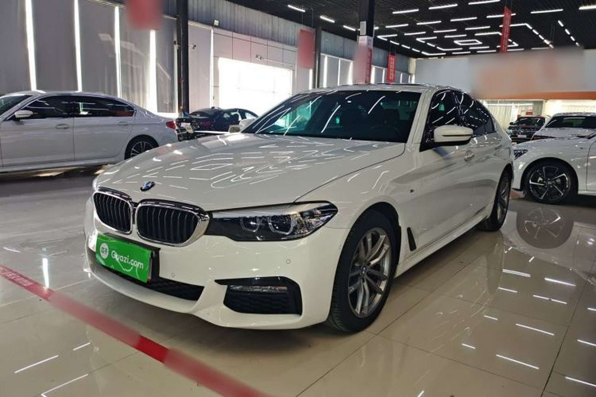 Used BMW 5 Series 2018 525i M Sport Package Exterior 3