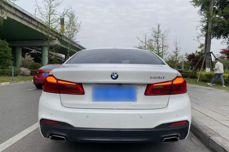 Used BMW 5 Series 2018 525i M Sport Package Exterior 3