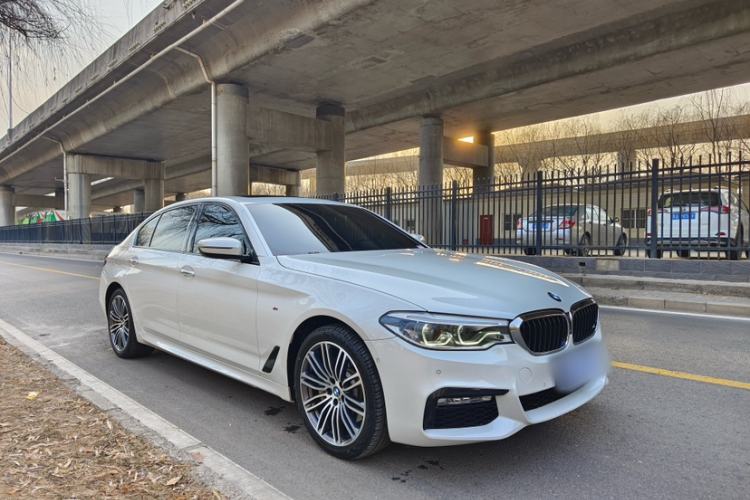 Used BMW 5 Series 2018 530Li Luxury Edition M Sport Package Exterior 3