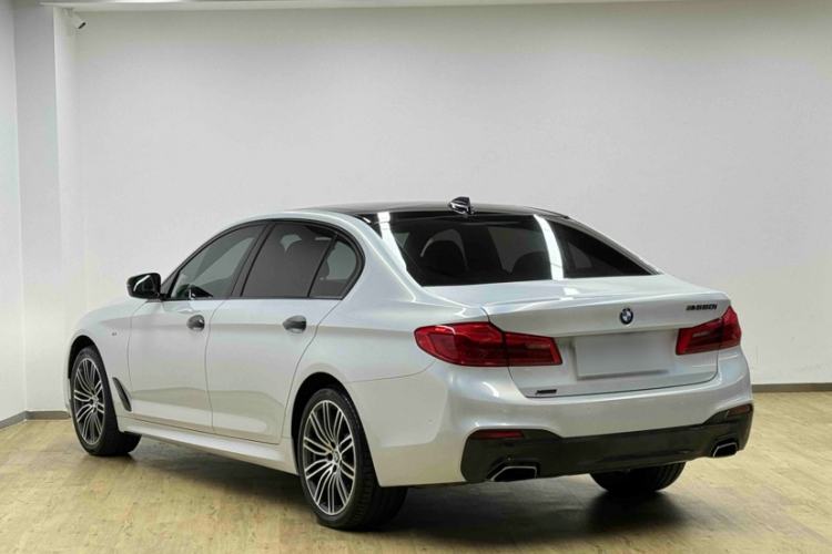 Used BMW 5 Series 2018 Facelifted 530Li xDrive M Sport Package Exterior 3