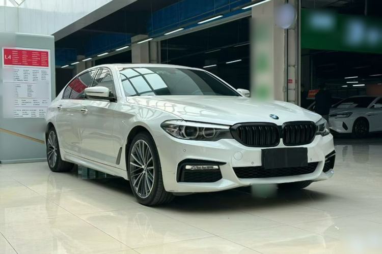 Used BMW 5 Series 2018 525Li M Sport Package Exterior 3