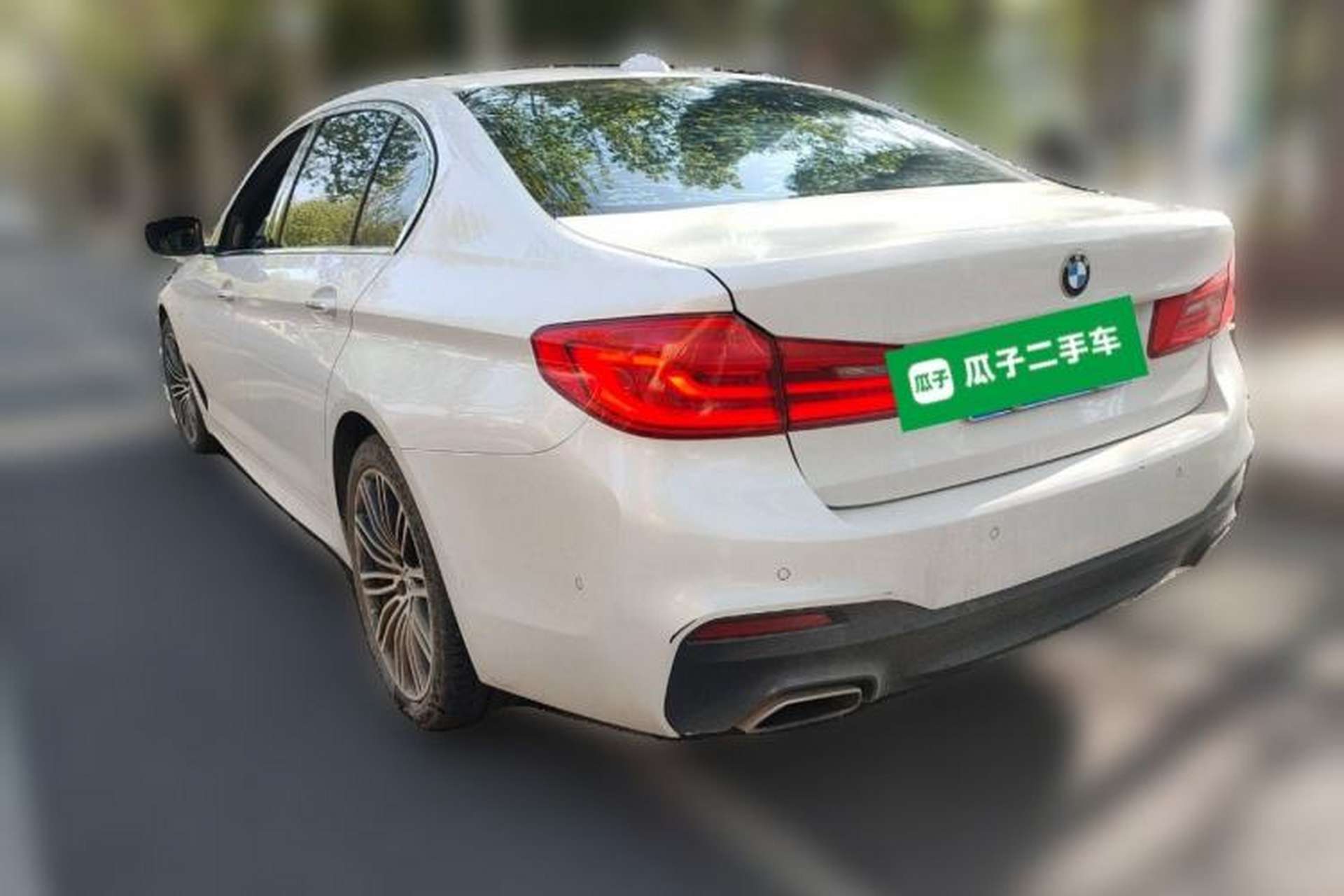 Used BMW 5 Series 2018 Restyled 530Li Leading Edition M Sport Package Exterior 3