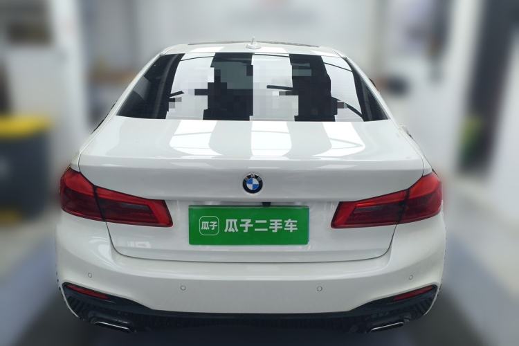 Used BMW 5 Series 2018 Restyled 530Li Luxury Edition M Sport Package Exterior 4