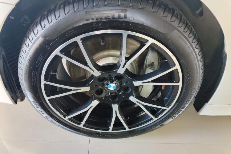 Used BMW 5 Series 2018 Revised Version 530Li Leading Edition Luxury Package Exterior 4