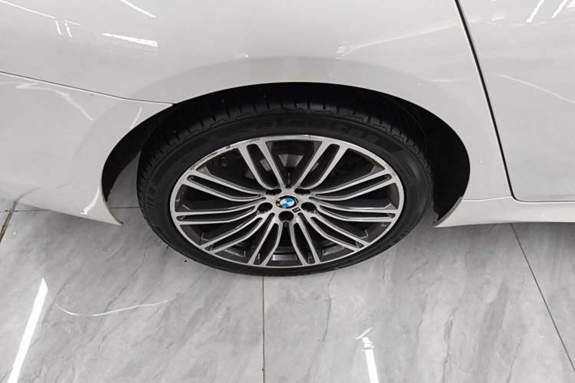 Used BMW 5 Series 2018 Facelifted 530Li xDrive M Sport Package Exterior 4