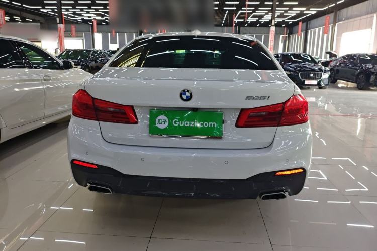 Used BMW 5 Series 2018 525i M Sport Package Exterior 4
