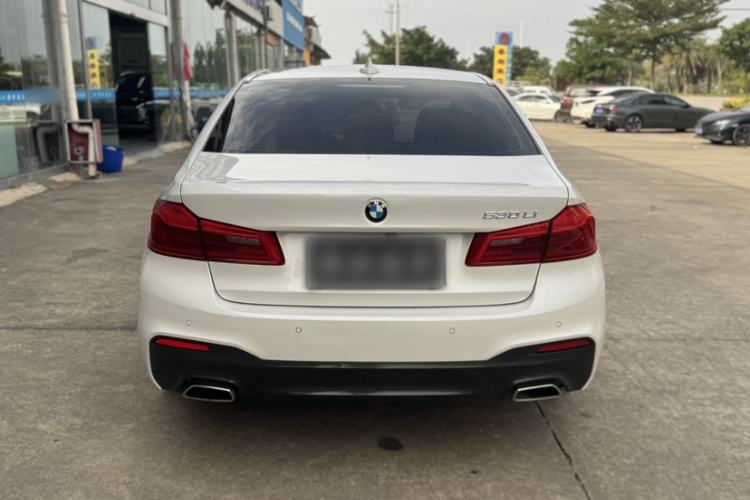 Used BMW 5 Series 2018 Facelifted 530Li xDrive M Sport Package Exterior 4