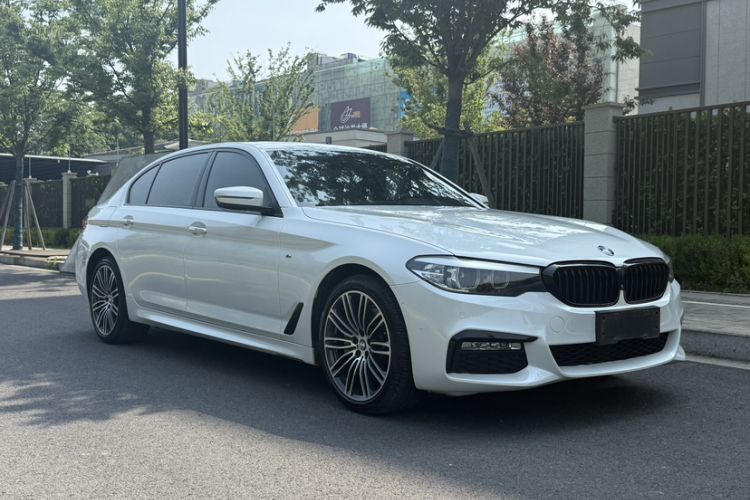 Used BMW 5 Series 2018 Restyled 530Li Leading Edition M Sport Package Exterior 4