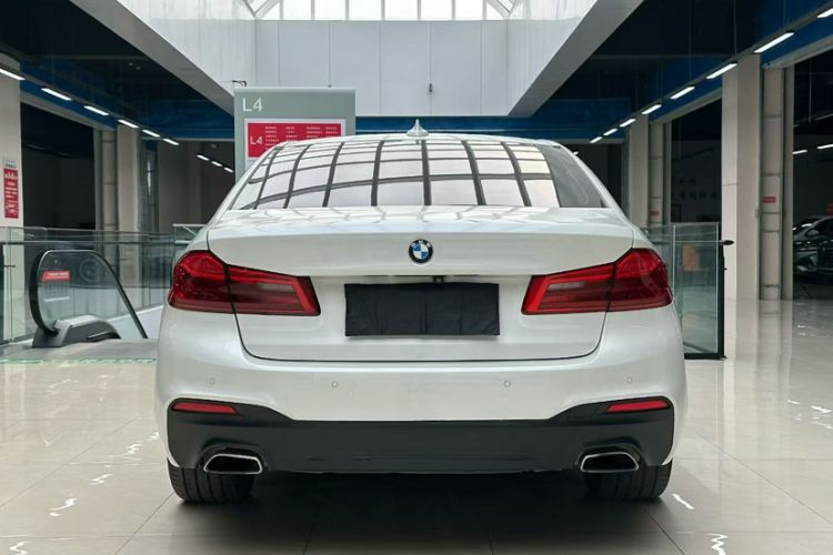 Used BMW 5 Series 2018 525Li M Sport Package Exterior 4