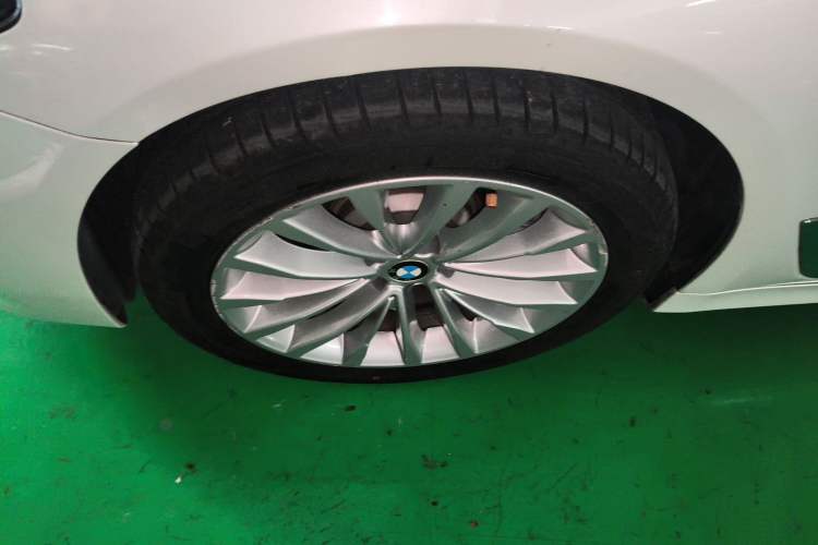 Used BMW 5 Series 2018 530Li Leading Edition Luxury Package Exterior 4