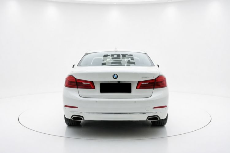 Used BMW 5 Series 2018 Facelifted 530Li Luxury Edition Premium Package Exterior 5