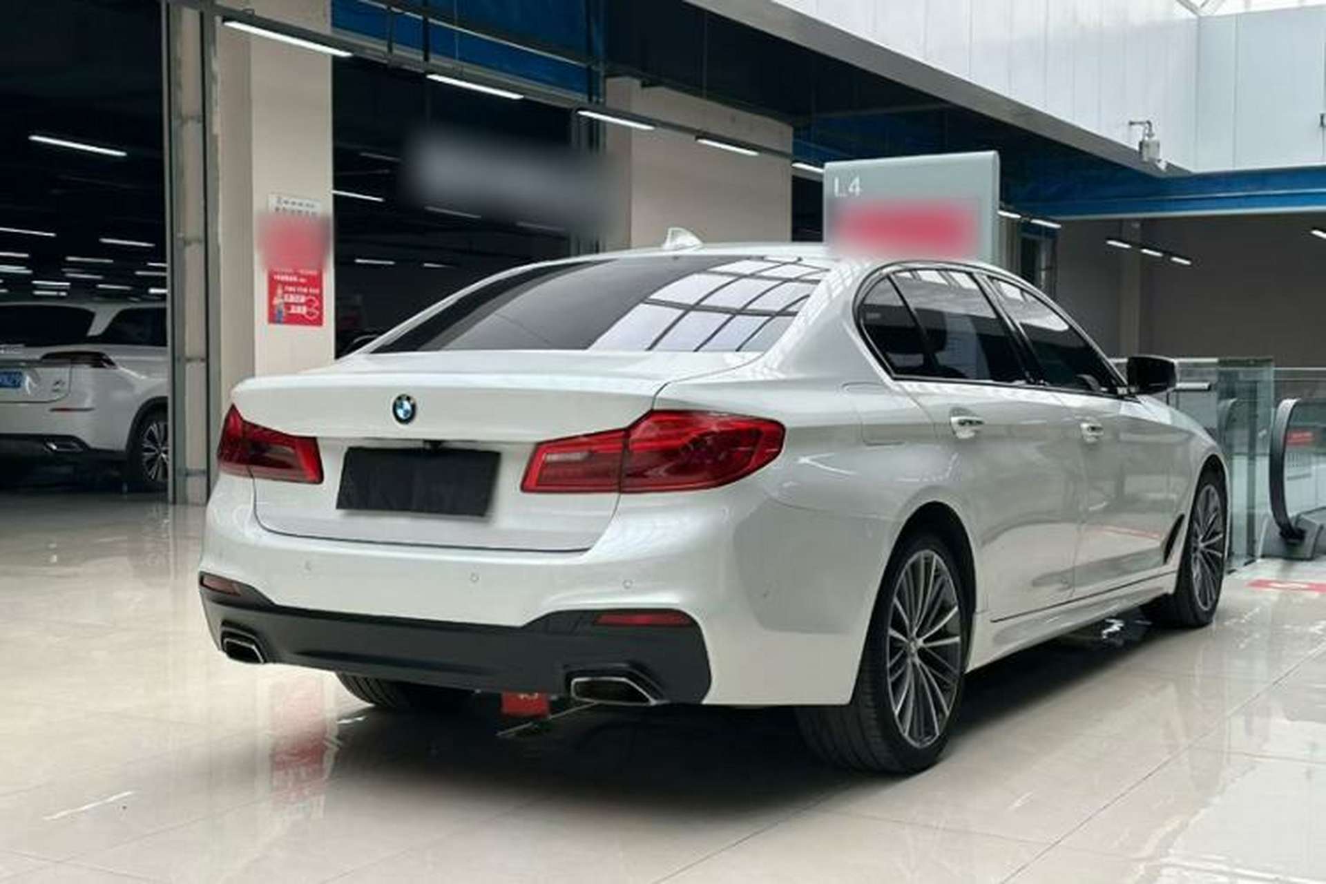 Used BMW 5 Series 2018 525Li M Sport Package Exterior 6