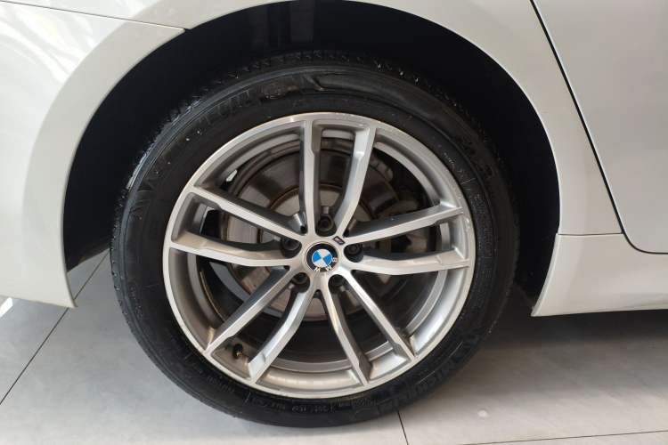Used BMW 5 Series 2018 525Li M Sport Package Exterior 8