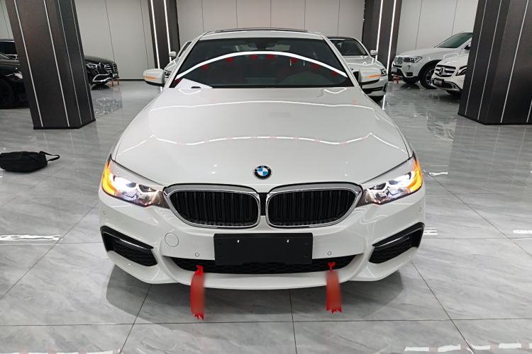 Used BMW 5 Series 2018 Facelifted 530Li xDrive M Sport Package Front