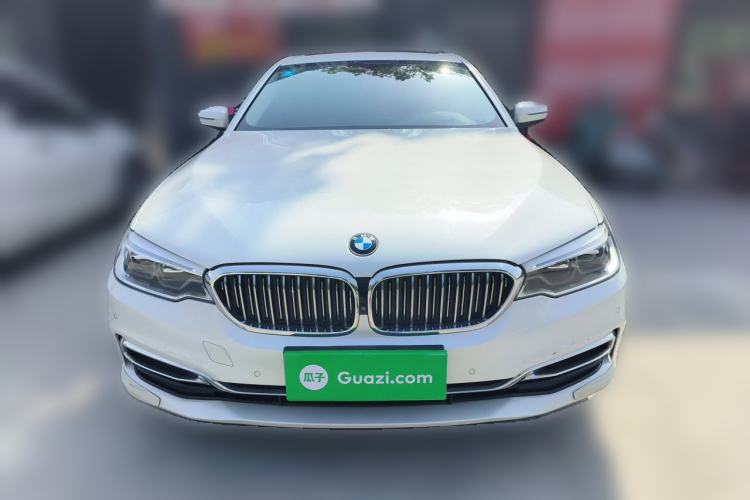 Used BMW 5 Series 2018 Facelifted 530Li Luxury Edition Premium Package Front