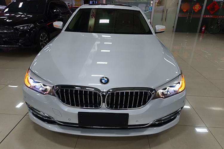 Used BMW 5 Series 2018 525Li Luxury Package Front
