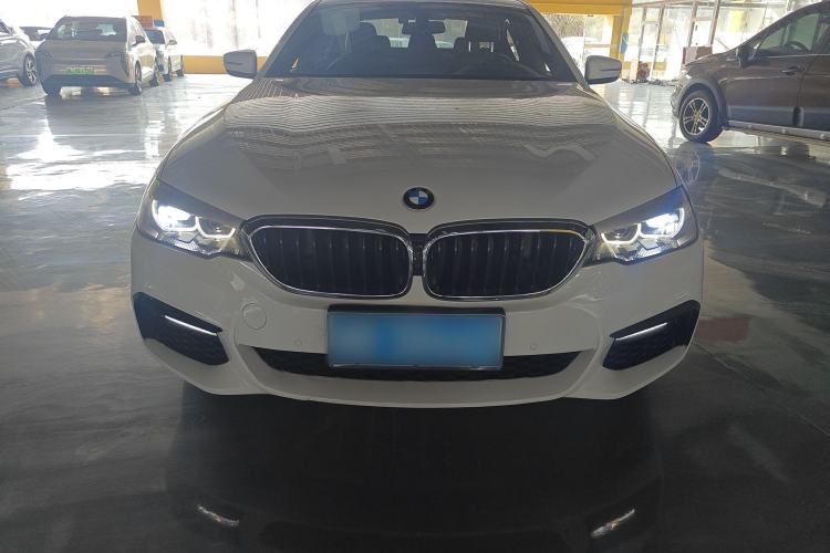Used BMW 5 Series 2018 525i M Sport Package Front