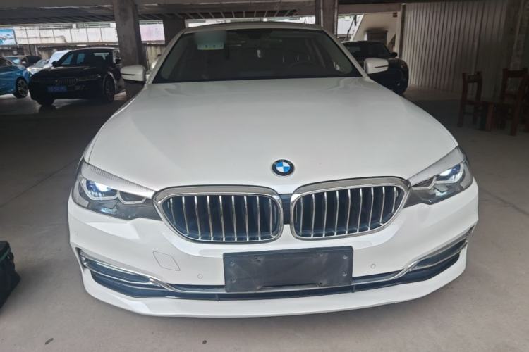 Used BMW 5 Series 2018 525Li Luxury Package Front