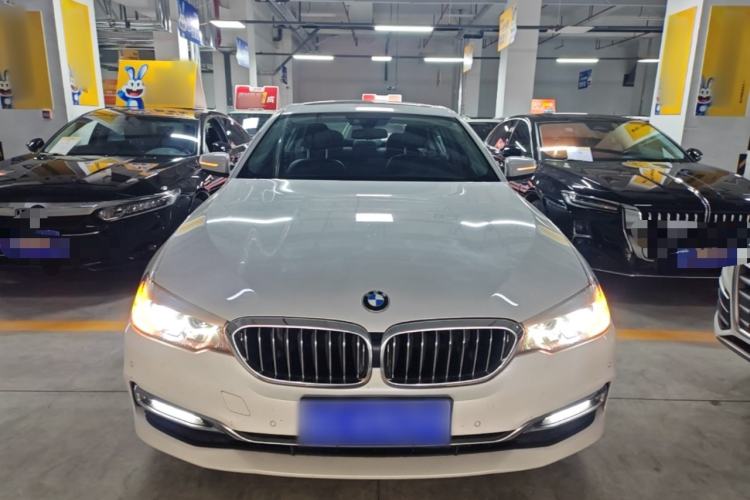Used BMW 5 Series 2018 530Li Leading Edition Luxury Package Front