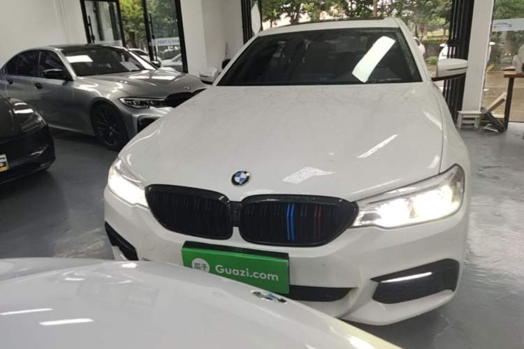 Used BMW 5 Series 2018 525Li M Sport Package Front