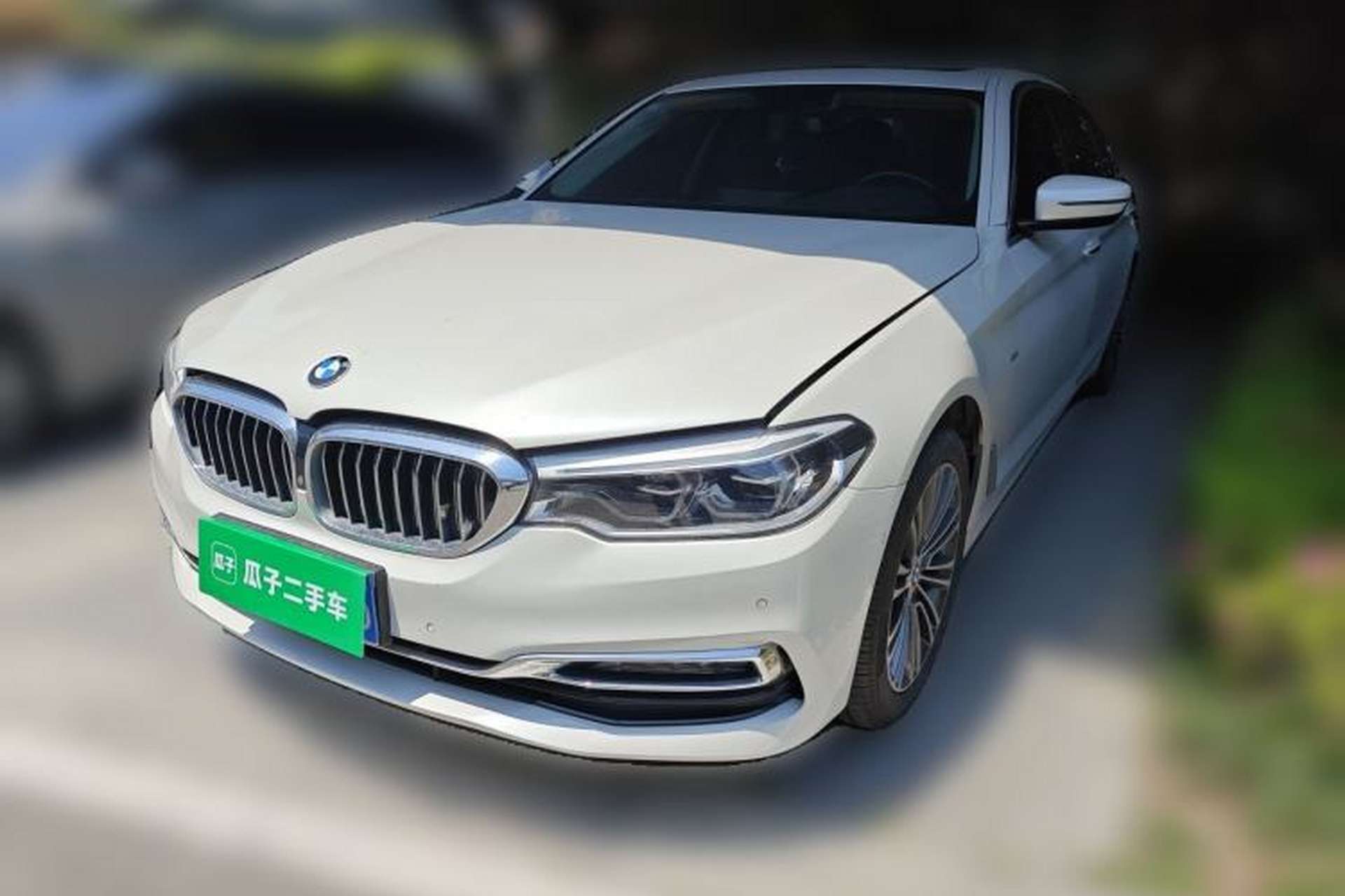Used BMW 5 Series 2018 Facelifted 530Li Luxury Edition Premium Package Front Left 45 Deg