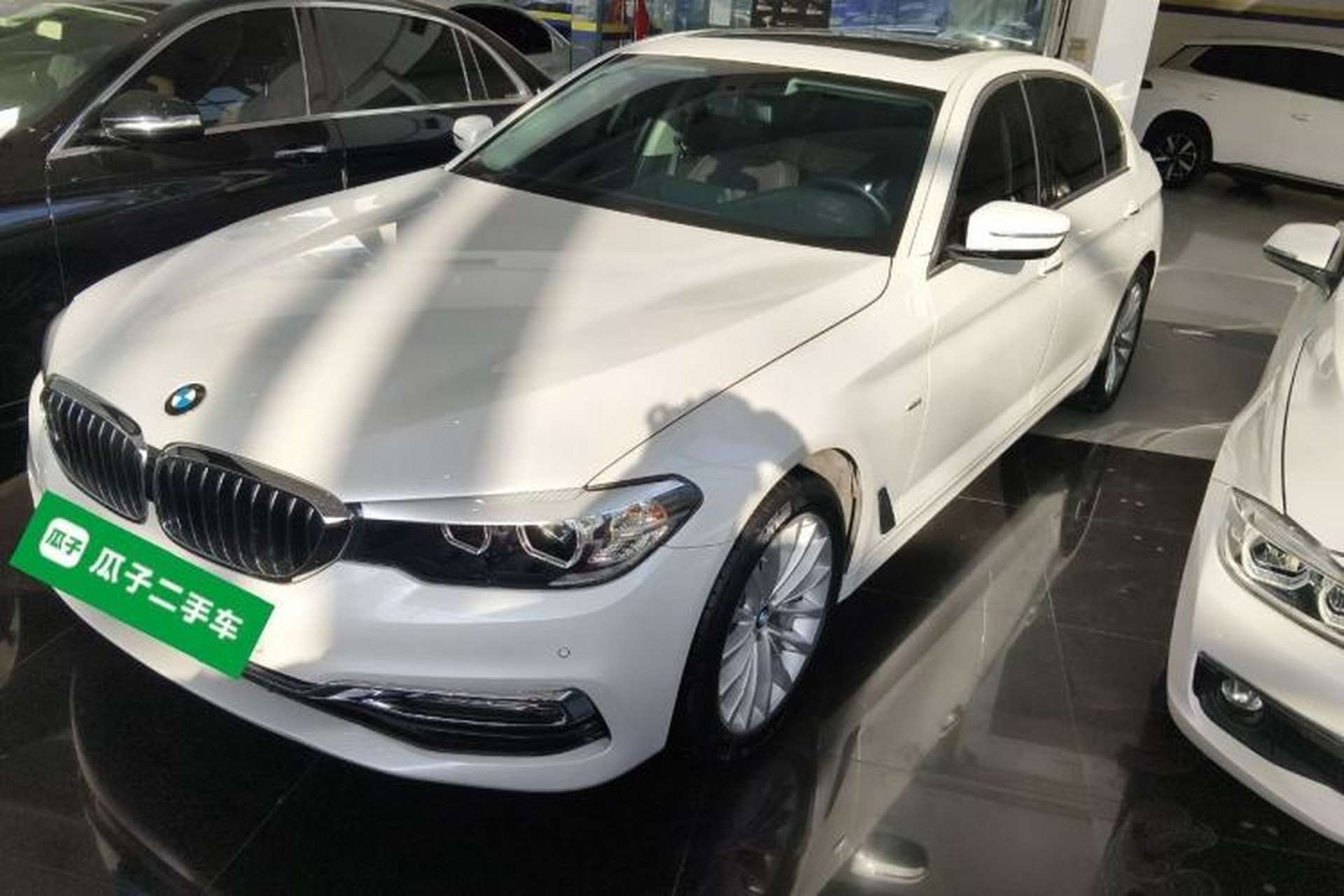 Used BMW 5 Series 2018 Revised Version 530Li Leading Edition Luxury Package Front Left 45 Deg