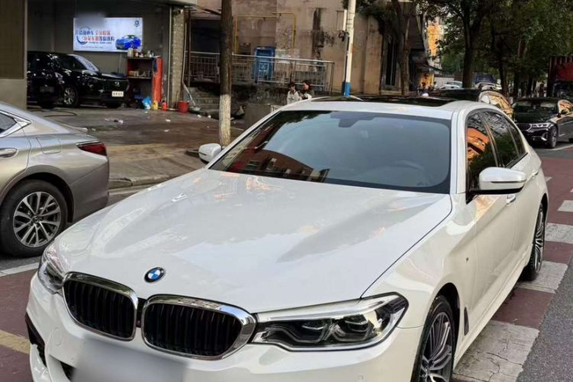 Used BMW 5 Series 2018 530Li Luxury Edition M Sport Package Front Left 45 Deg
