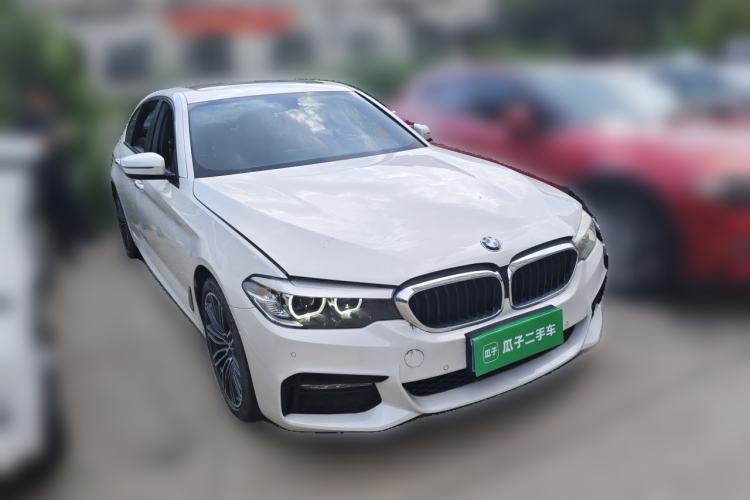 Used BMW 5 Series 2018 530Li Leading Model M Sport Package Front Right 45 Deg
