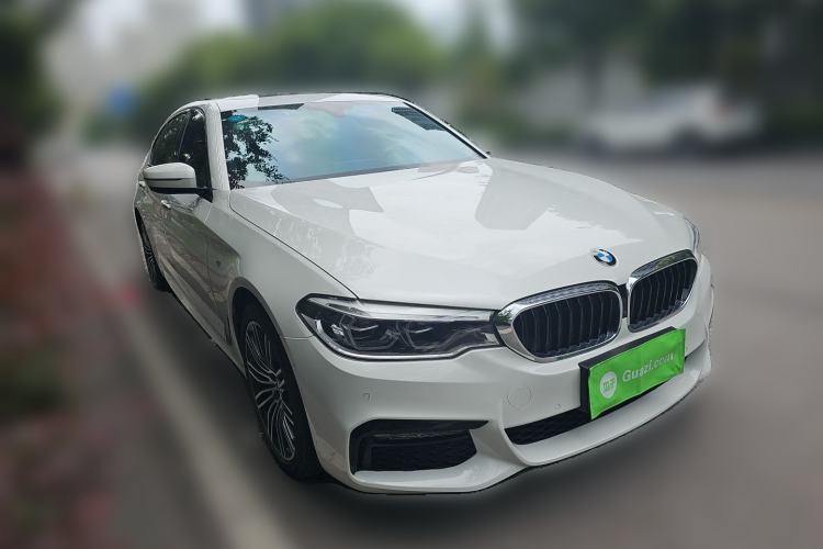 Used BMW 5 Series 2018 530Li Luxury Edition M Sport Package Front Right 45 Deg