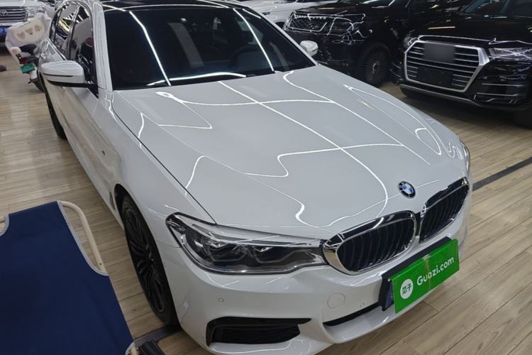 Used BMW 5 Series 2018 Restyled 530Li Leading Edition M Sport Package Front Right 45 Deg