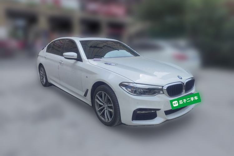 Used BMW 5 Series 2018 525Li M Sport Package Front Right 45 Deg