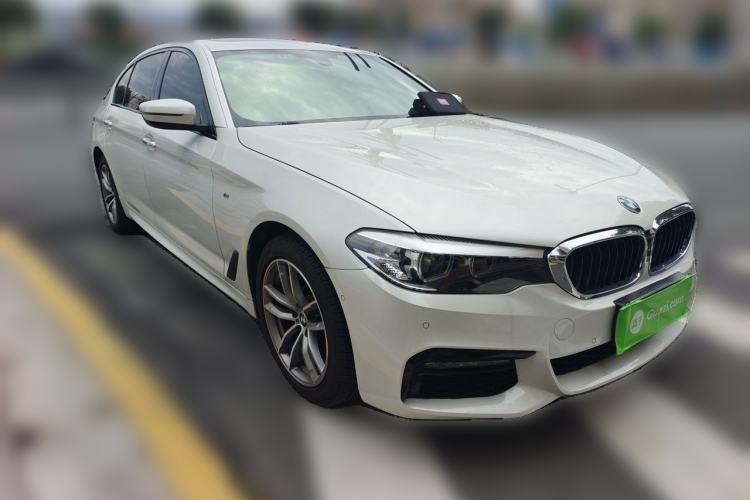 Used BMW 5 Series 2018 525Li M Sport Package Front Right 45 Deg