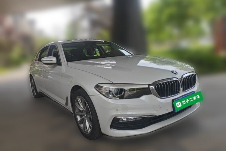 Used BMW 5 Series  Front Right 45 Deg