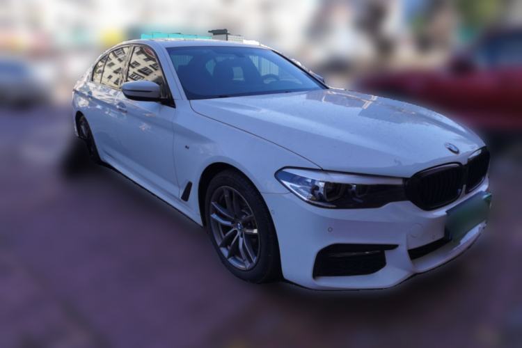 Used BMW 5 Series 2018 525i M Sport Package Front Right 45 Deg