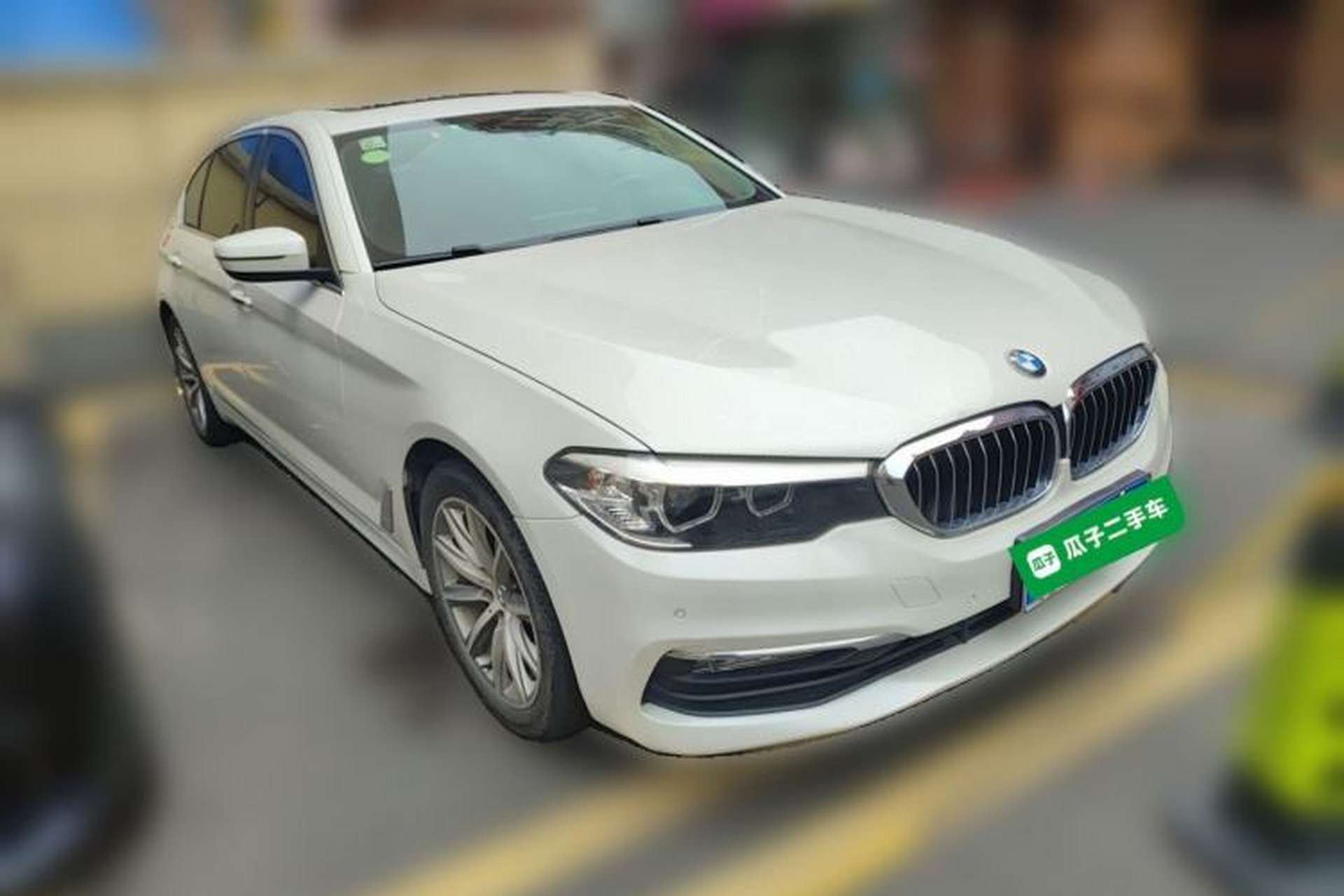 Used BMW 5 Series 2018 528Li Launch Special Edition Front Right 45 Deg