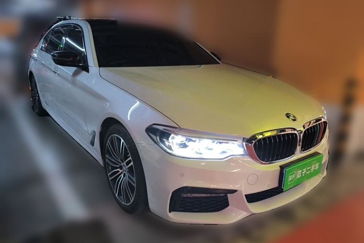 Used BMW 5 Series 2018 530Li Luxury Edition M Sport Package Front Right 45 Deg