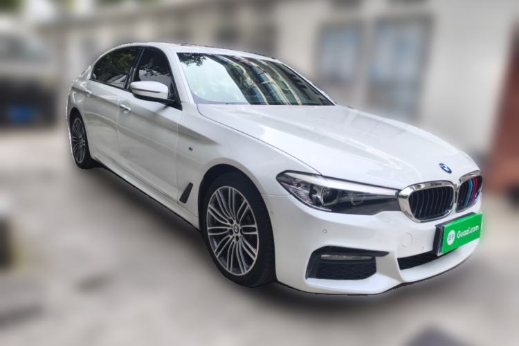 Used BMW 5 Series 2018 530Li Leading Edition Luxury Package Front Right 45 Deg