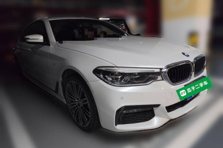 Used BMW 5 Series 2018 530Li Luxury Edition M Sport Package Front Right 45 Deg