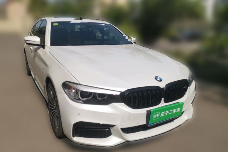 Used BMW 5 Series 2018 Restyled 530Li Leading Edition M Sport Package Front Right 45 Deg