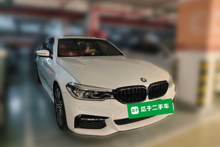 Used BMW 5 Series 2018 Restyled 530Li Leading Edition M Sport Package Front Right 45 Deg
