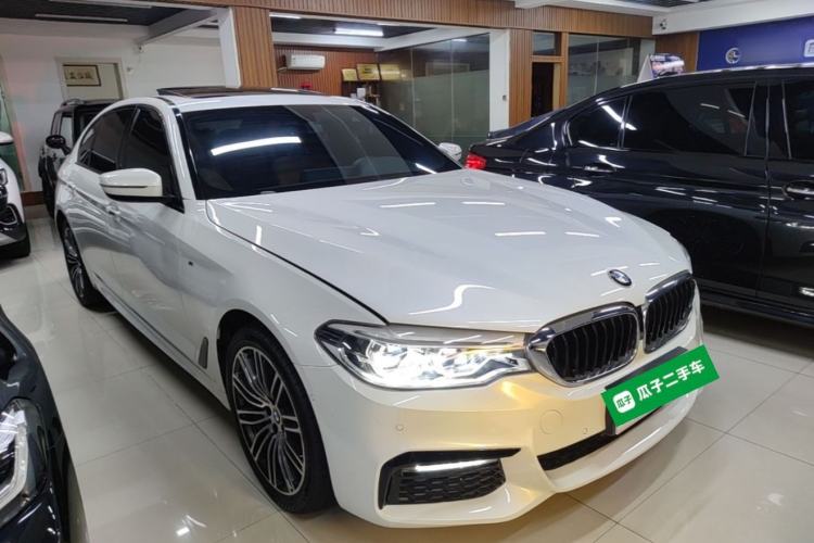 Used BMW 5 Series 2018 530Li Luxury Edition M Sport Package Front Right 45 Deg