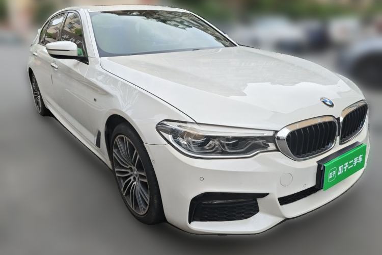 Used BMW 5 Series 2018 Restyled 530Li Leading Edition M Sport Package Front Right 45 Deg