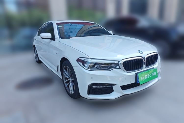 Used BMW 5 Series 2018 525Li M Sport Package Front Right 45 Deg