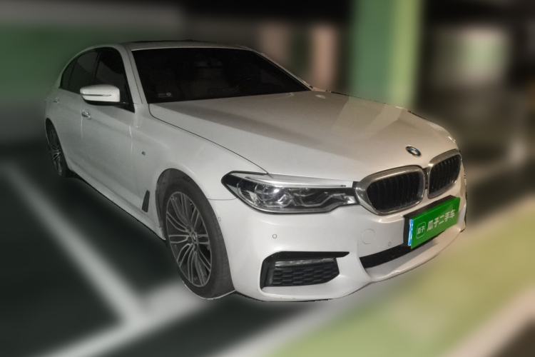 Used BMW 5 Series 2018 Restyled 530Li Luxury Edition M Sport Package Front Right 45 Deg