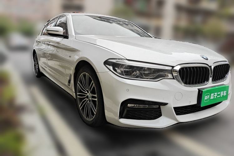 Used BMW 5 Series 2018 530Li Luxury Edition M Sport Package Front Right 45 Deg