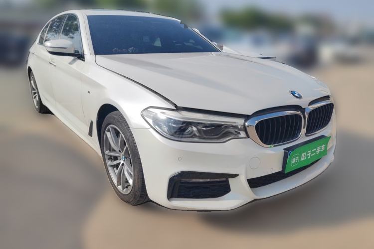 Used BMW 5 Series 2018 525Li M Sport Package Front Right 45 Deg