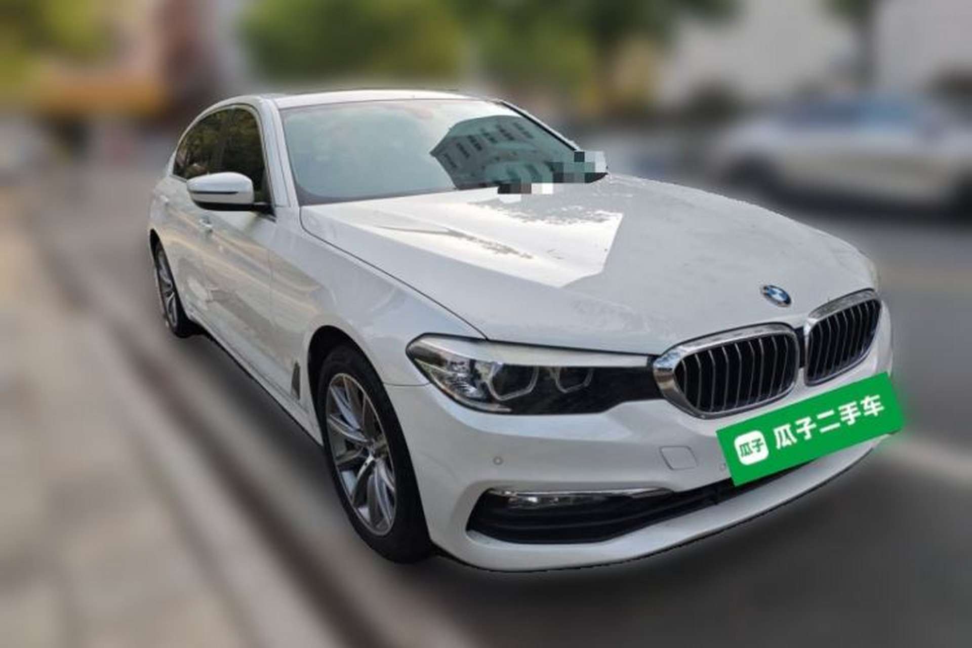 Used BMW 5 Series 2018 528Li Launch Special Edition Front Right 45 Deg
