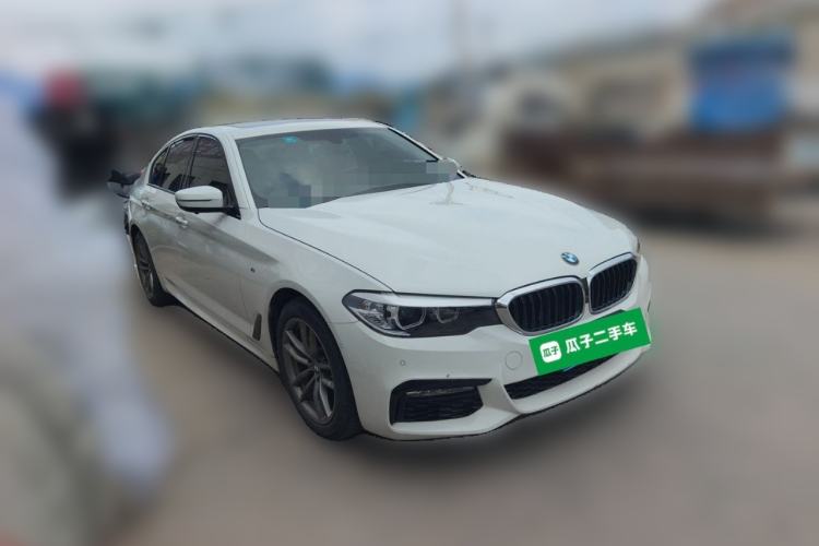 Used BMW 5 Series 2018 525i M Sport Package Front Right 45 Deg