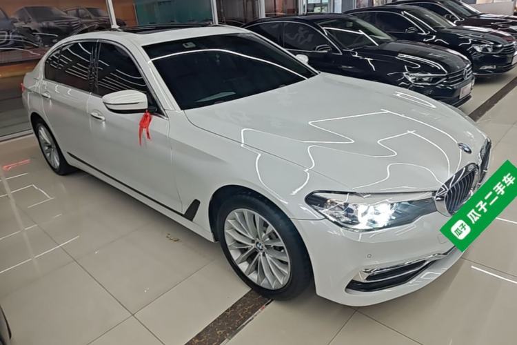 Used BMW 5 Series 2018 Revised Version 530Li Leading Edition Luxury Package Front Right 45 Deg